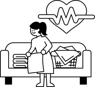 Bir kadın kanepenin önünde duruyor, üzerinde bir yığın kıyafet var. Elinde bir havlu tutuyor ve katlıyor. Evcillik kavramı ve evle ilgilenmenin önemi.