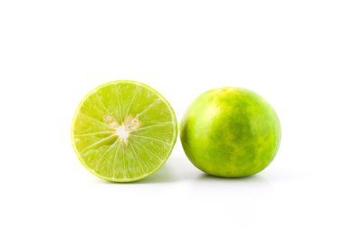 Beyaz üzerinde olgunlaşmış kireç