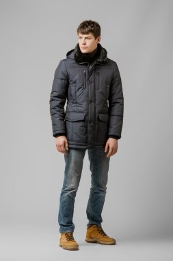 yakışıklı bir ceket