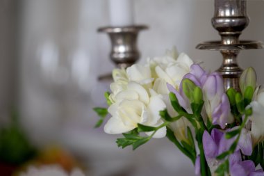 Mumlar ve çiçekler. Mevsimlik arka plan fotoğraf yumuşak odak ile.