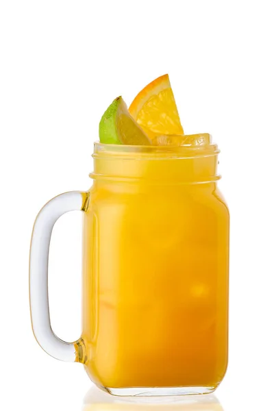 Kalte Orange Und Limonade Einmachglas Isoliert Auf Weißem Hintergrund — Stockfoto