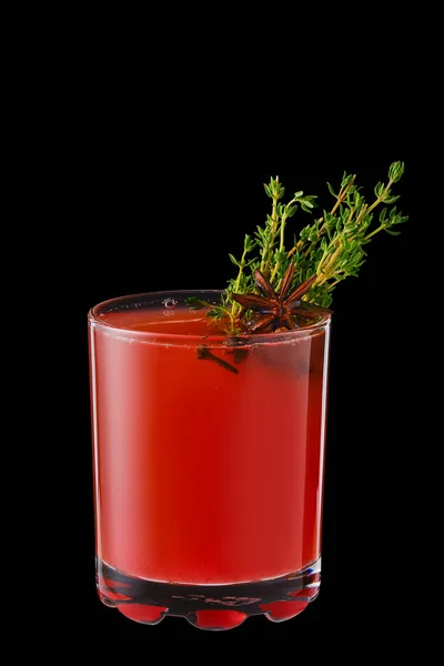 Ζεστό Χειμερινό Ποτό Cranberry Θυμάρι Γαρύφαλλο Και Γλυκάνισο Μαύρο — Φωτογραφία Αρχείου
