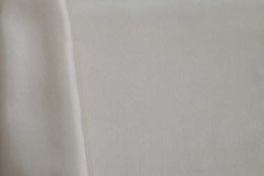 Karanlık orta gri vahşi ipek