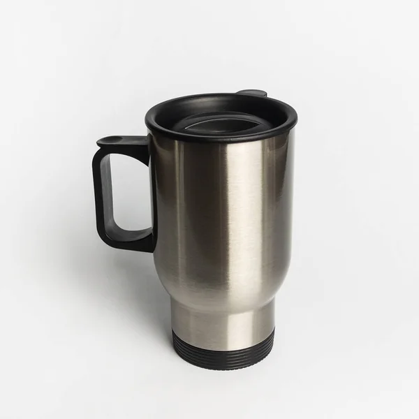 Μεταλλικό Κύπελλο Για Καφέ Ποτό Λευκό Φόντο Ιδανικό Για Κάθε — Φωτογραφία Αρχείου