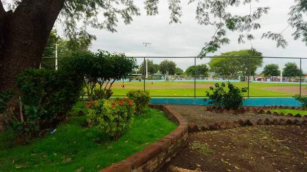 Terrain Baseball Dans Parc Récréatif Avec Vue Depuis Une Partie — Photo