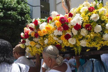 Salvador, Bahia, Brezilya - 08 Aralık 2018. Praia 'daki Meryem Ana ziyafeti. Gelenek, dindarlık ve Salvador 'un koruyucu azizini alan törene olan inanç..