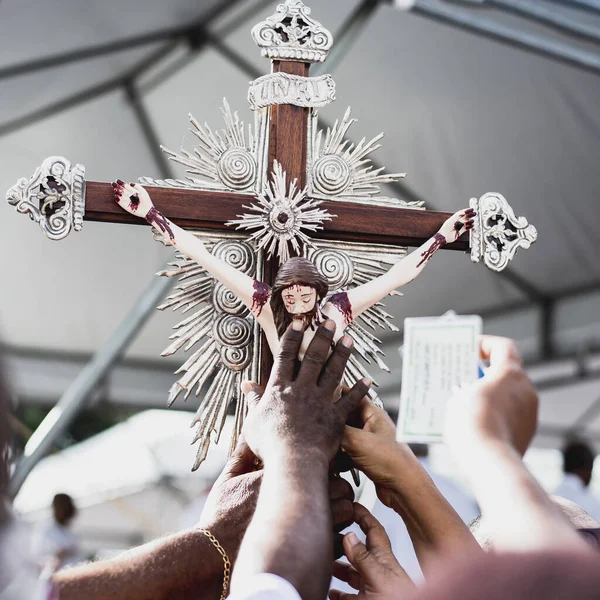 Fieles Tocando Cristo Crucificado Para Obtener Gracias Siempre Último Viernes —  Fotos de Stock