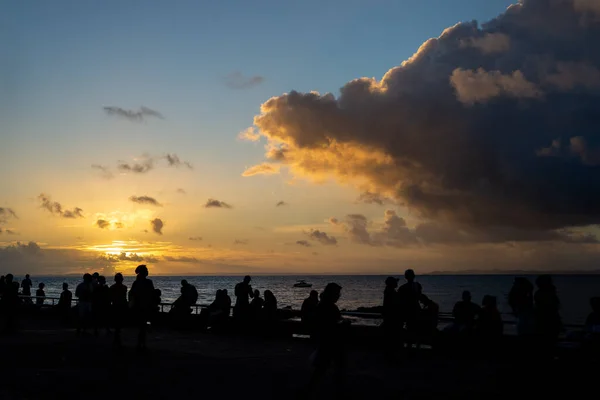 Salvador Bahia Brasilien Juni 2021 Mehrere Menschen Genießen Den Sonnenuntergang — Stockfoto