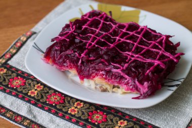 Ukraynalı salata Shuba
