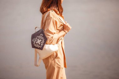 Ulusal oryantal desenli çantalar