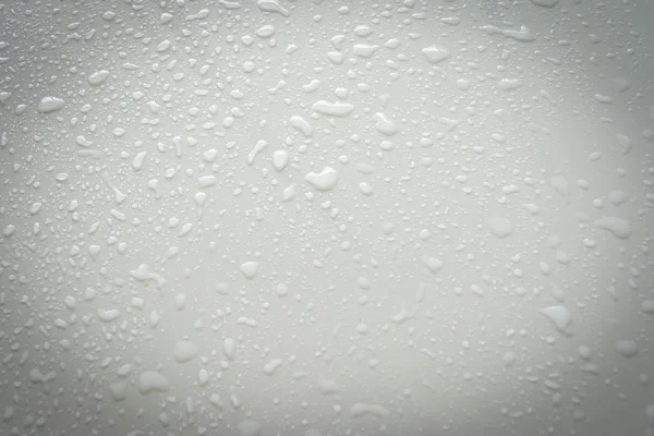 Κοντινό πλάνο σταγόνες βροχής στα παράθυρα του αυτοκινήτου — Φωτογραφία Αρχείου