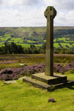Rosedale Abbey Millennium çapraz