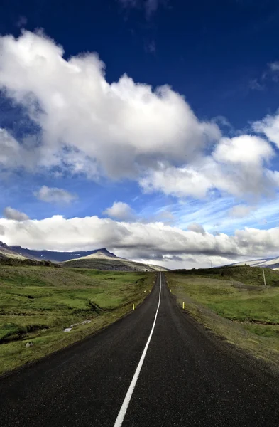 Long road with landscape — Stock Photo, Image