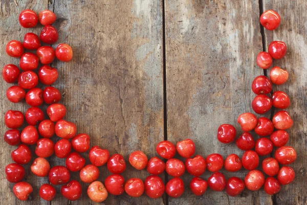 kiraz ahşap çerçeve