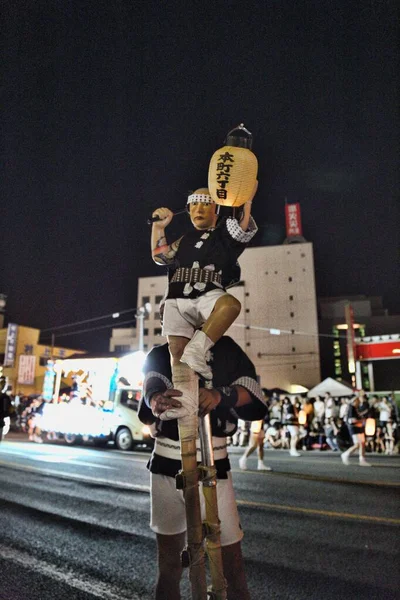 Akita, Japonya Ağustos 2013.Akita Kanto, Akita ilinin Akita şehrinde iyi bir hasat umuduyla düzenlenen bir Japon festivali.. 