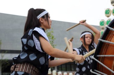Akita, Japonya Ağustos 2013.Akita Kanto, Akita ilinin Akita şehrinde iyi bir hasat umuduyla düzenlenen bir Japon festivali.. 
