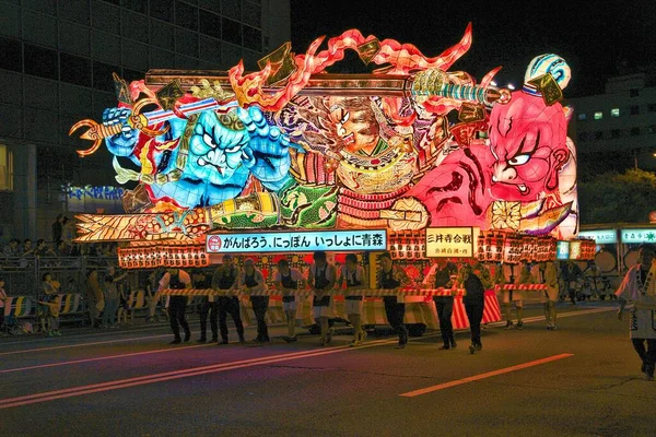 Aomori Bölgesi Nebuta, Japonya 2013 Ağustos. Aomori her yaz 