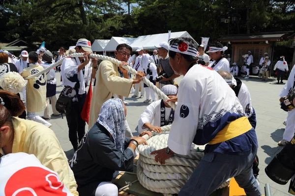 Ise, Japonya, Ağustos 2013. Ise Büyük Tapınağı, güneş tanrıçası Amaterasu 'ya adanmış bir Shinto tapınağıdır. Ise Yenilenme (Shikinen Sengu) her 20 yılda bir olur.