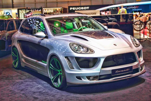 2013 Cenevre Motor Fuarı en iyi modelleri sunar