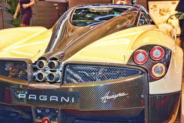 2013 Cenevre Motor Fuarı en iyi modelleri sunar