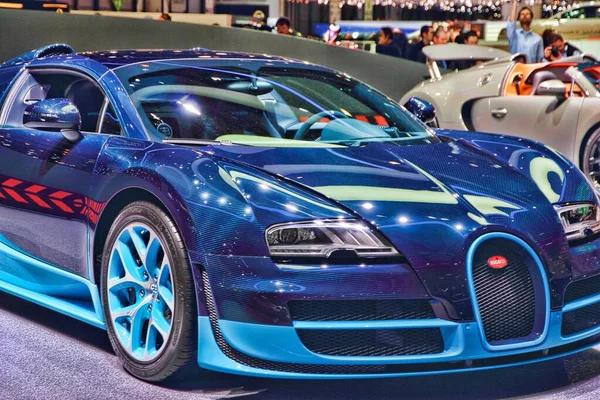 2013 Cenevre Motor Fuarı en iyi modelleri sunar