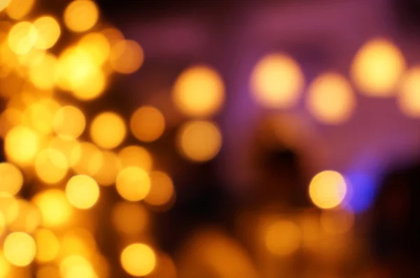 Sarı bokeh ışıklar