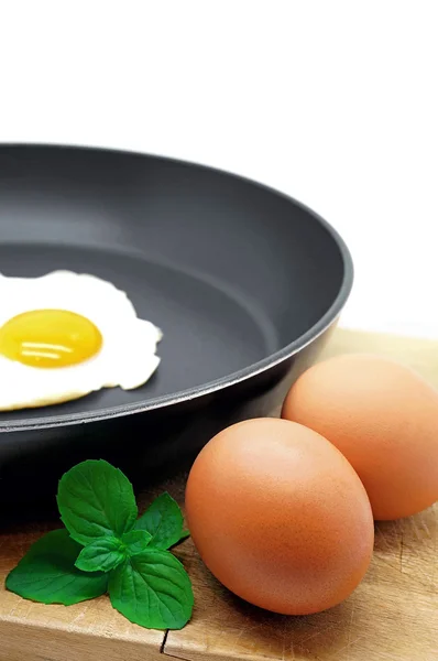 Mükemmel kızarmış yumurta pişirmek nasıl