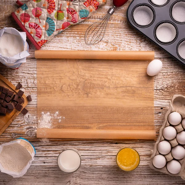 Receta Magdalenas Chocolate Caseras Utensilios Ingredientes Para Preparación Pasteles Sobre — Foto de Stock