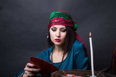 Gelecekte, kader oluşabileceğini