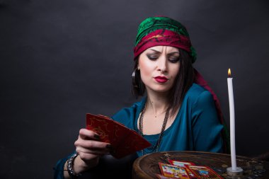 Gelecekte, kader oluşabileceğini