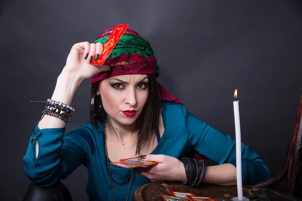 Gelecekte, kader oluşabileceğini