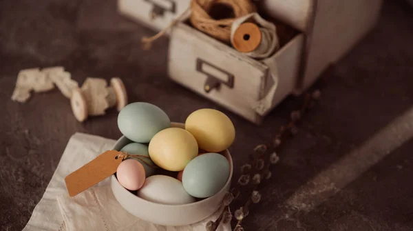 Huevos Pascua Sobre Fondo Madera Fondo Primavera Vintage Para Vacaciones — Foto de Stock