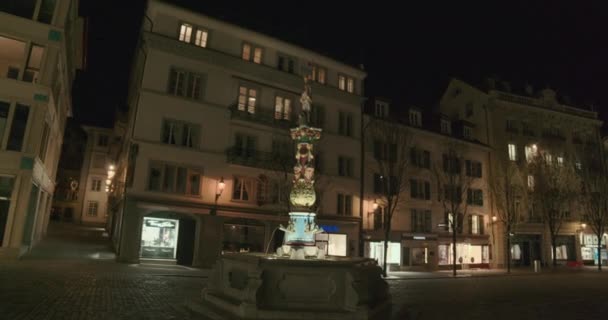 Exterior Noite Inclinar Fritschi Brunnen Fonte Praça Kapell Campo Meio — Vídeo de Stock
