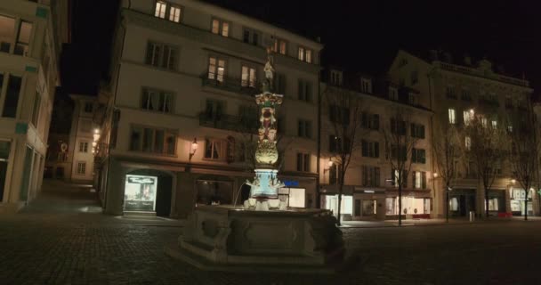 Esterno Sera Inclinazione Fritschi Brunnen Fontana Piazza Kapell Colpo Lungo — Video Stock