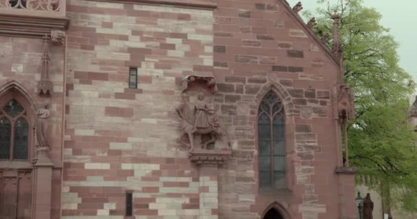 Vista Desde Abajo Catedral Basler Mnster Con Detalle Las Decoraciones — Vídeos de Stock