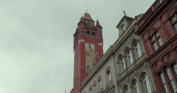 Vue Bas Tour Mairie Avec Mur Peint — Video