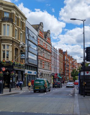 Londra - 06 28 2022: Earl 's Court manzarası