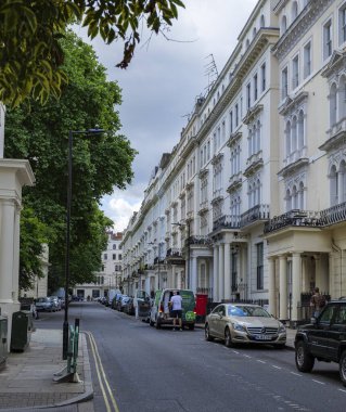 Londra - 07 01: 2022: Kensington Gardens Meydanı