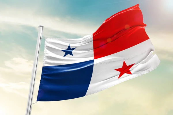 Bandera Nacional Panamá Ondeando Hermosas Nubes — Foto de Stock
