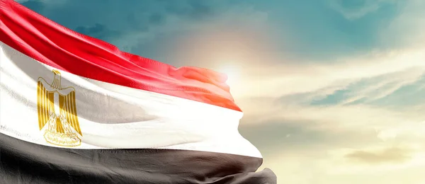 Bandeira Nacional Egito Acenando Belas Nuvens — Fotografia de Stock