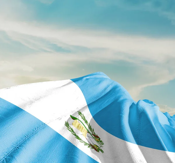 Bandera Nacional Guatemala Ondeando Hermosas Nubes —  Fotos de Stock