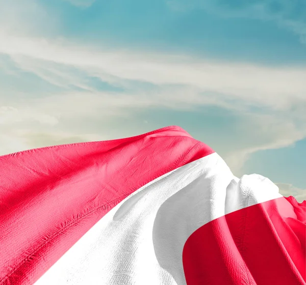 Bandera Nacional Austria Ondeando Hermosas Nubes — Foto de Stock