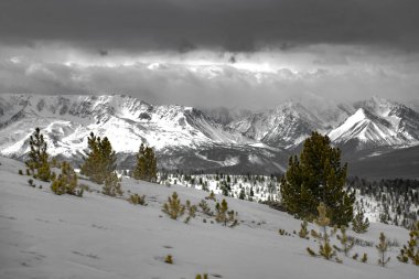 Dağlardaki dağlar, Sibirya Rusya