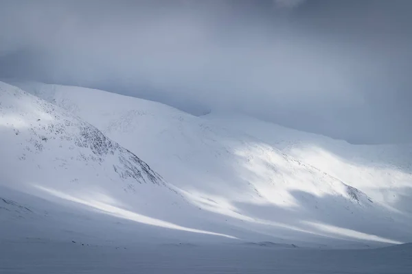 Sunlight Shining Snow Covered Valley Sarek Lapland Sweden — Stock Photo, Image