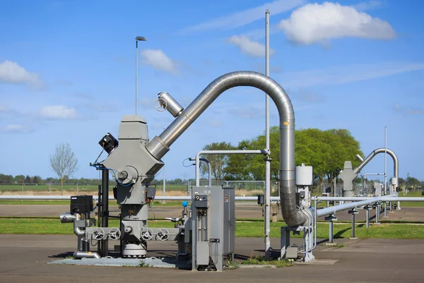 天然气加工现场的现代设备 生产在荷兰格罗宁根造成地震 — 图库照片