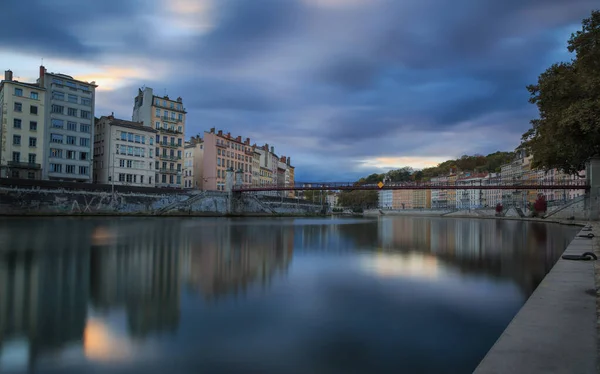 Σύννεφο Καλύπτει Πάνω Από Τον Ποταμό Saone Και Vieux Lyon — Φωτογραφία Αρχείου