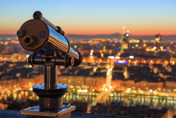 Telescópio Vista Para Cidade Lyon França Amanhecer Rasa — Fotografia de Stock