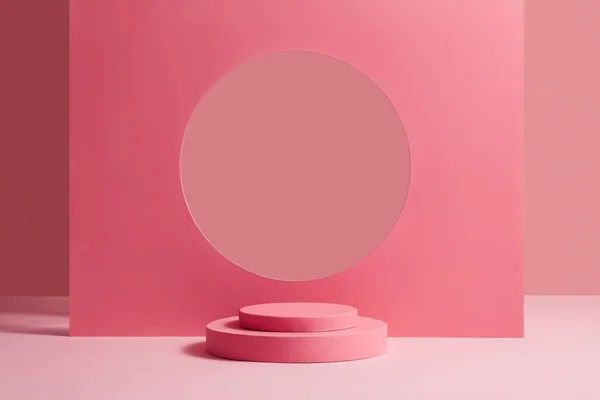 Pódium Rosa Sobre Fondo Color Rosa Para Producto Concepto Mínimo —  Fotos de Stock