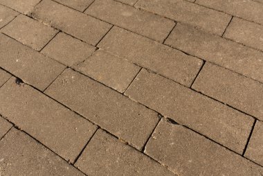 Eski gri kaldırım blokları. 