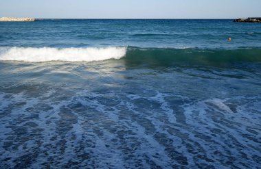 Deniz dalgası manzaralı. Mevsimsel doğal arkaplan.